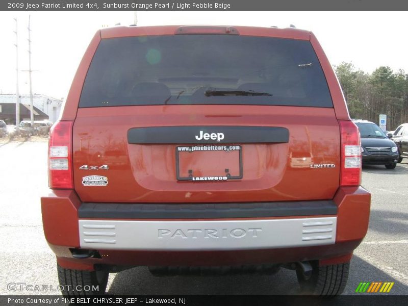 Sunburst Orange Pearl / Light Pebble Beige 2009 Jeep Patriot Limited 4x4