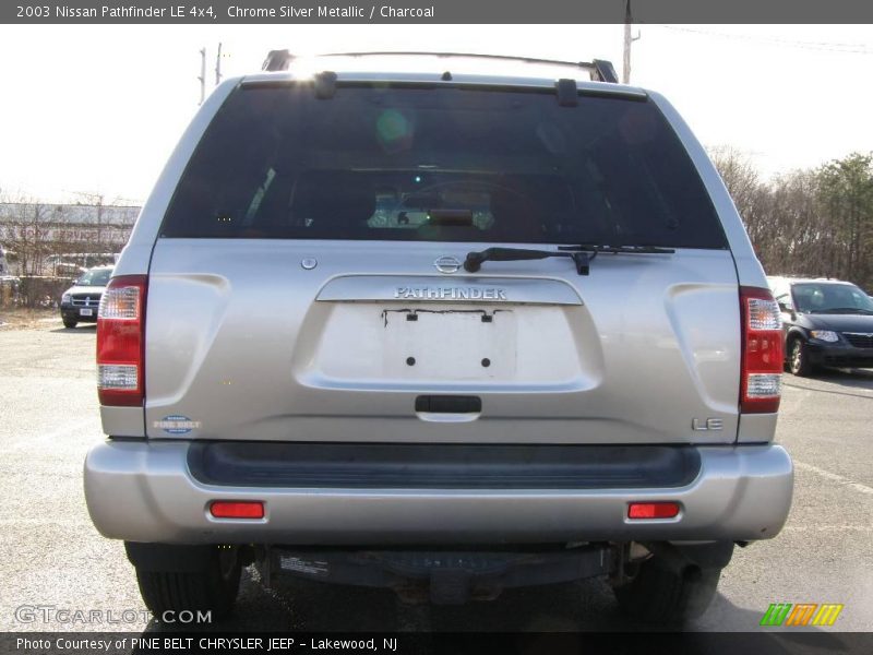 Chrome Silver Metallic / Charcoal 2003 Nissan Pathfinder LE 4x4