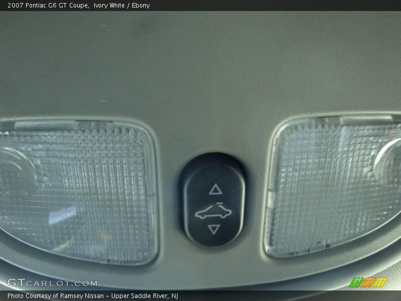Ivory White / Ebony 2007 Pontiac G6 GT Coupe