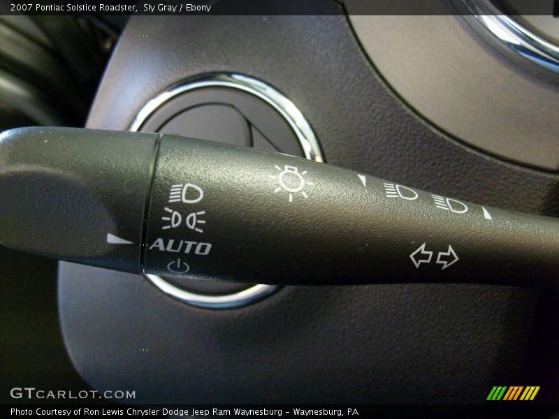 Sly Gray / Ebony 2007 Pontiac Solstice Roadster