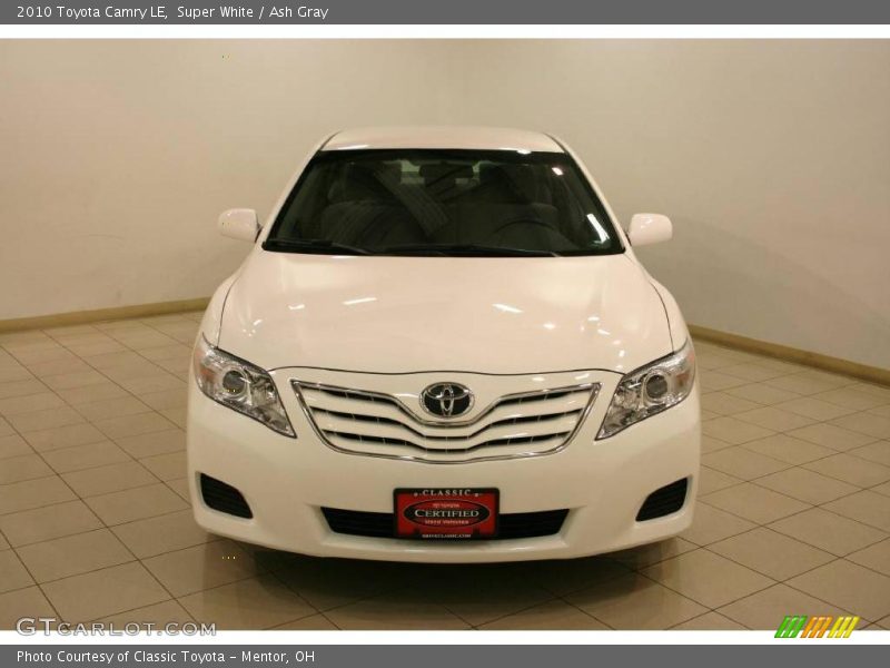 Super White / Ash Gray 2010 Toyota Camry LE