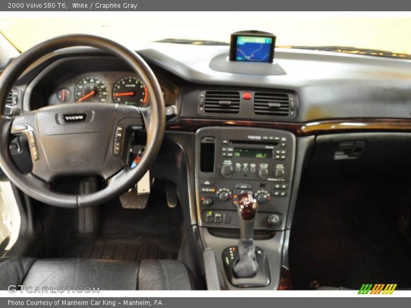White / Graphite Gray 2000 Volvo S80 T6