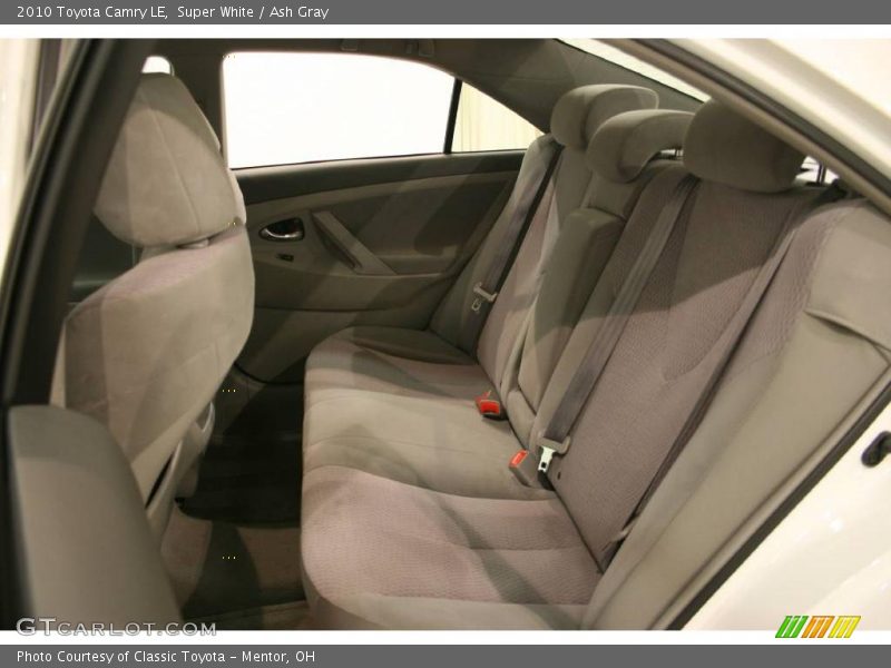 Super White / Ash Gray 2010 Toyota Camry LE