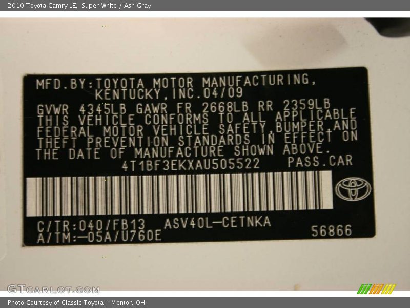 Super White / Ash Gray 2010 Toyota Camry LE