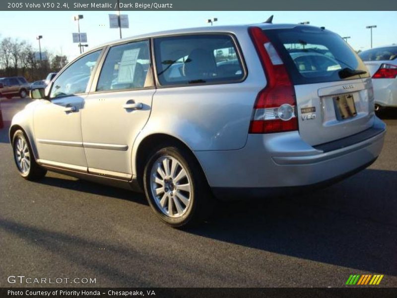 Silver Metallic / Dark Beige/Quartz 2005 Volvo V50 2.4i