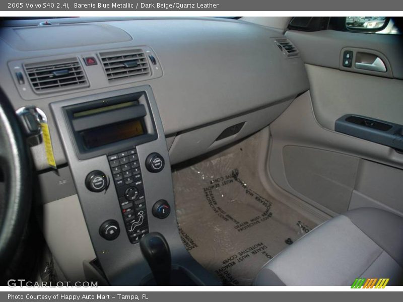 Barents Blue Metallic / Dark Beige/Quartz Leather 2005 Volvo S40 2.4i