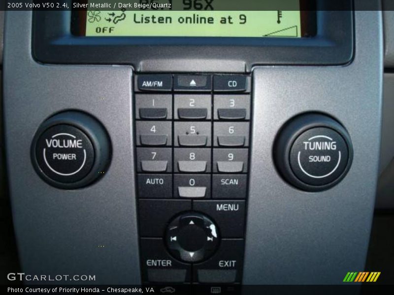 Silver Metallic / Dark Beige/Quartz 2005 Volvo V50 2.4i