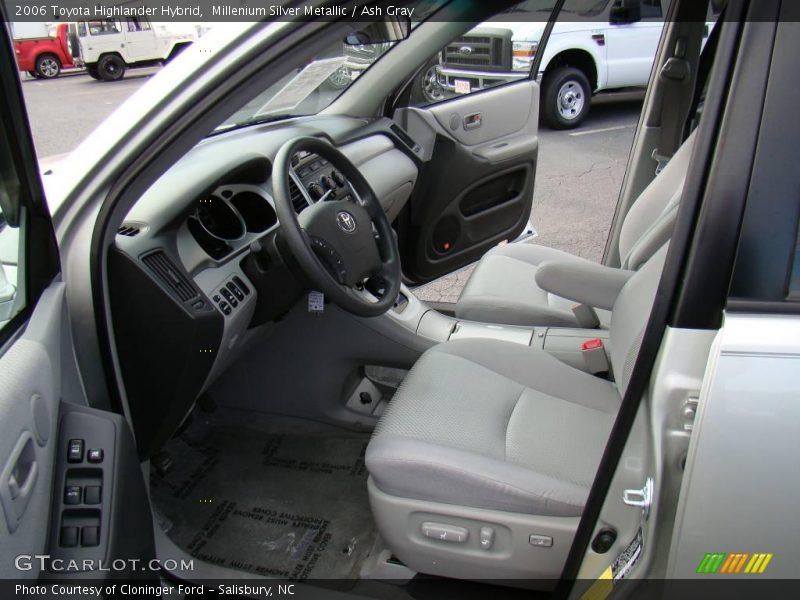 Millenium Silver Metallic / Ash Gray 2006 Toyota Highlander Hybrid