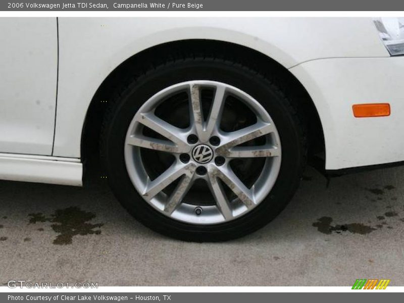 Campanella White / Pure Beige 2006 Volkswagen Jetta TDI Sedan