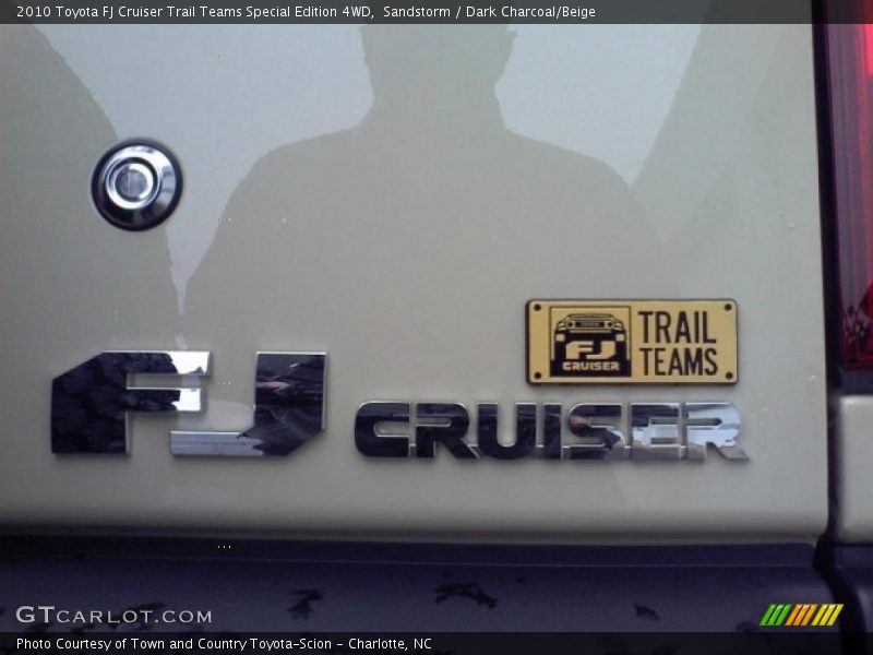 Sandstorm / Dark Charcoal/Beige 2010 Toyota FJ Cruiser Trail Teams Special Edition 4WD