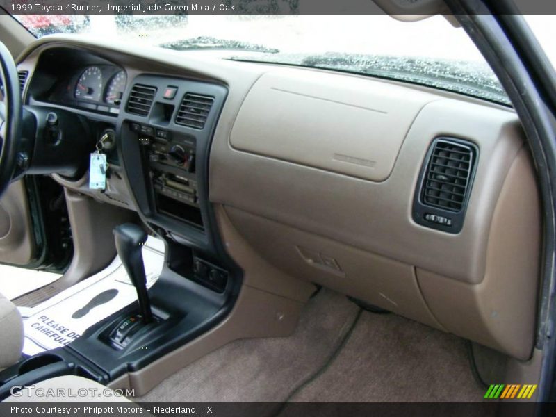 Imperial Jade Green Mica / Oak 1999 Toyota 4Runner