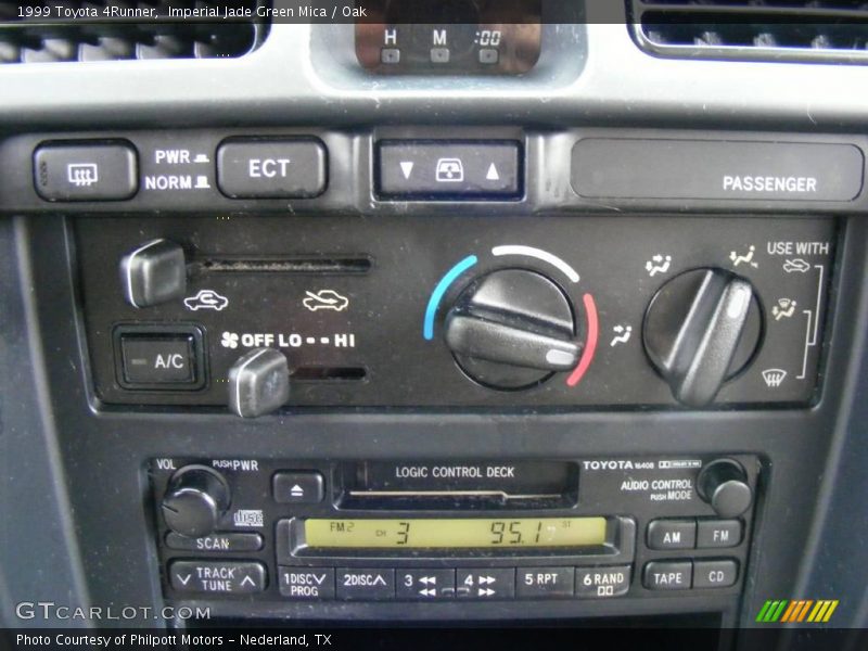 Imperial Jade Green Mica / Oak 1999 Toyota 4Runner