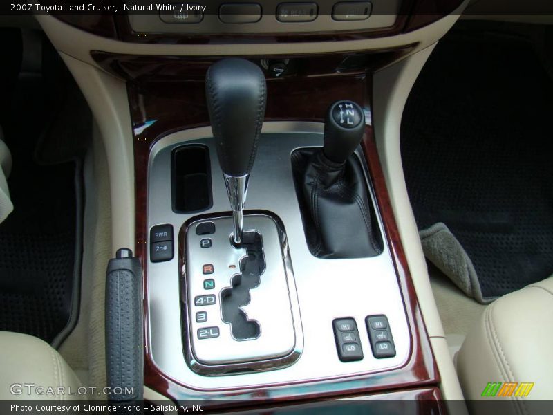 Natural White / Ivory 2007 Toyota Land Cruiser