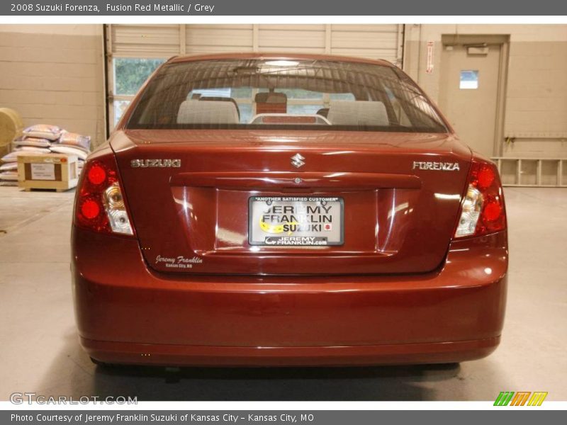 Fusion Red Metallic / Grey 2008 Suzuki Forenza
