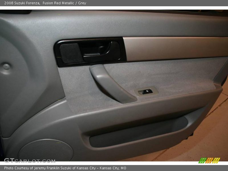 Fusion Red Metallic / Grey 2008 Suzuki Forenza