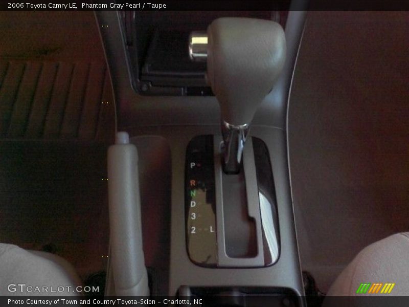 Phantom Gray Pearl / Taupe 2006 Toyota Camry LE
