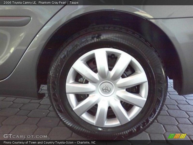 Phantom Gray Pearl / Taupe 2006 Toyota Camry LE