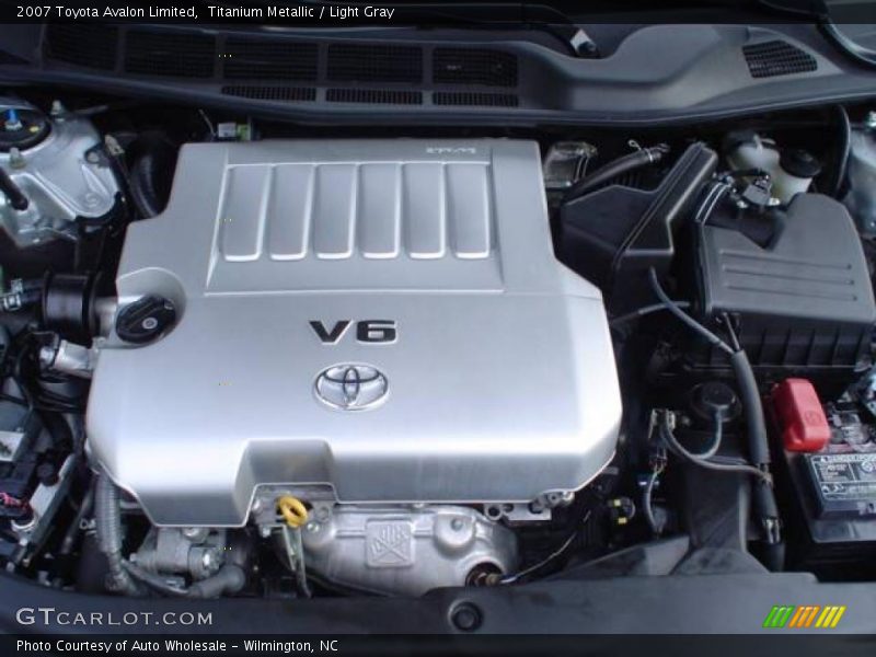 Titanium Metallic / Light Gray 2007 Toyota Avalon Limited