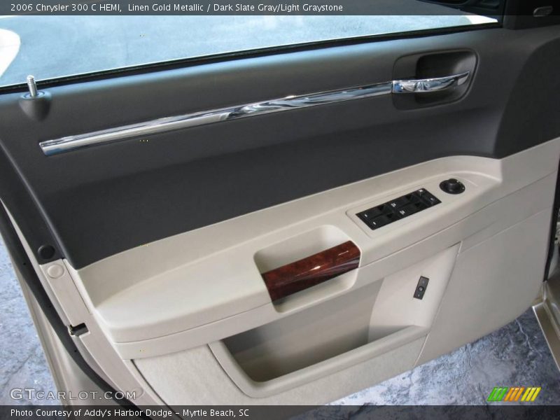 Linen Gold Metallic / Dark Slate Gray/Light Graystone 2006 Chrysler 300 C HEMI