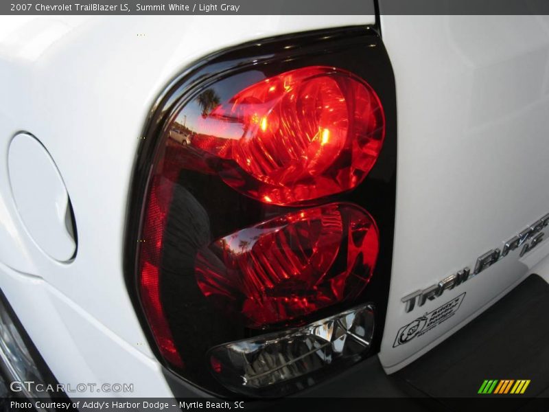 Summit White / Light Gray 2007 Chevrolet TrailBlazer LS