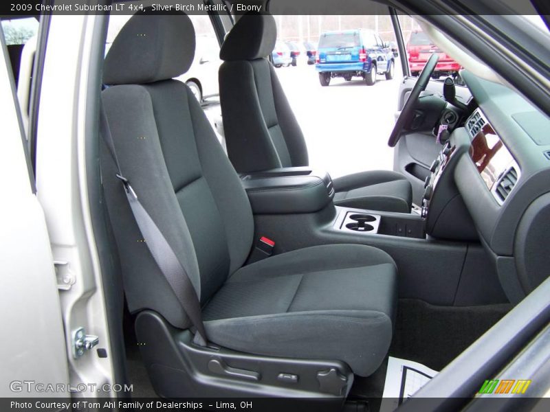 Silver Birch Metallic / Ebony 2009 Chevrolet Suburban LT 4x4