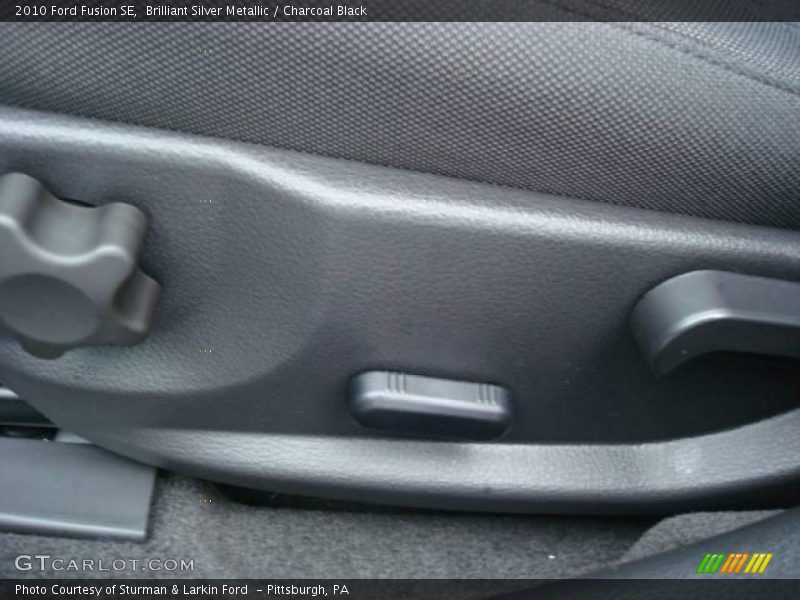 Brilliant Silver Metallic / Charcoal Black 2010 Ford Fusion SE