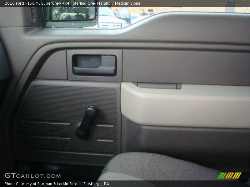 Sterling Grey Metallic / Medium Stone 2010 Ford F150 XL SuperCrew 4x4