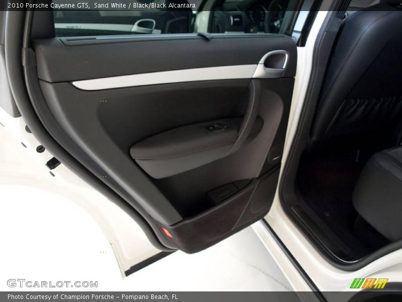 Sand White / Black/Black Alcantara 2010 Porsche Cayenne GTS