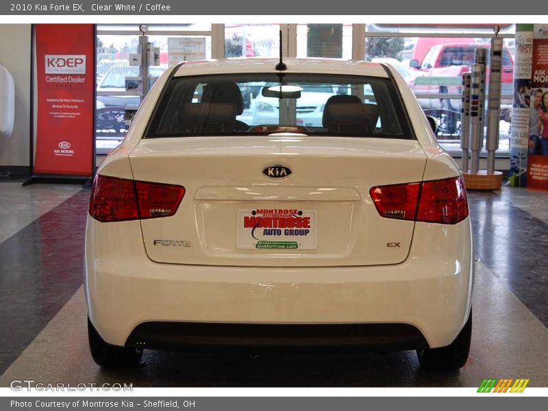 Clear White / Coffee 2010 Kia Forte EX