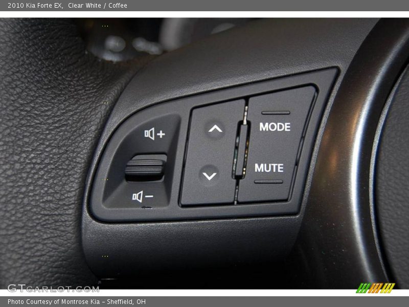 Clear White / Coffee 2010 Kia Forte EX