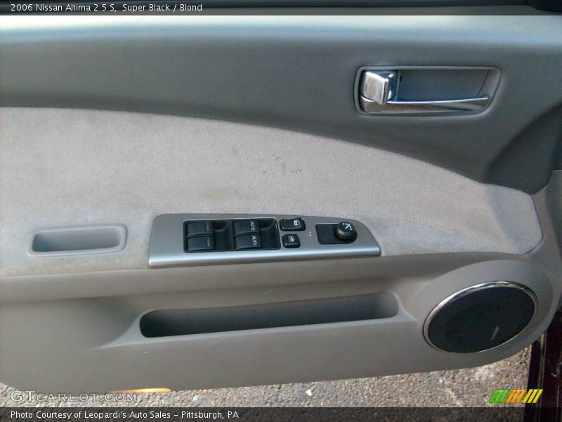 Super Black / Blond 2006 Nissan Altima 2.5 S