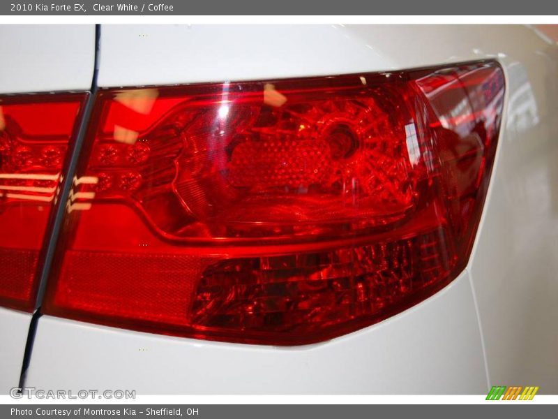 Clear White / Coffee 2010 Kia Forte EX