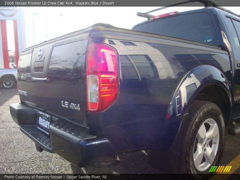 Majestic Blue / Desert 2006 Nissan Frontier LE Crew Cab 4x4