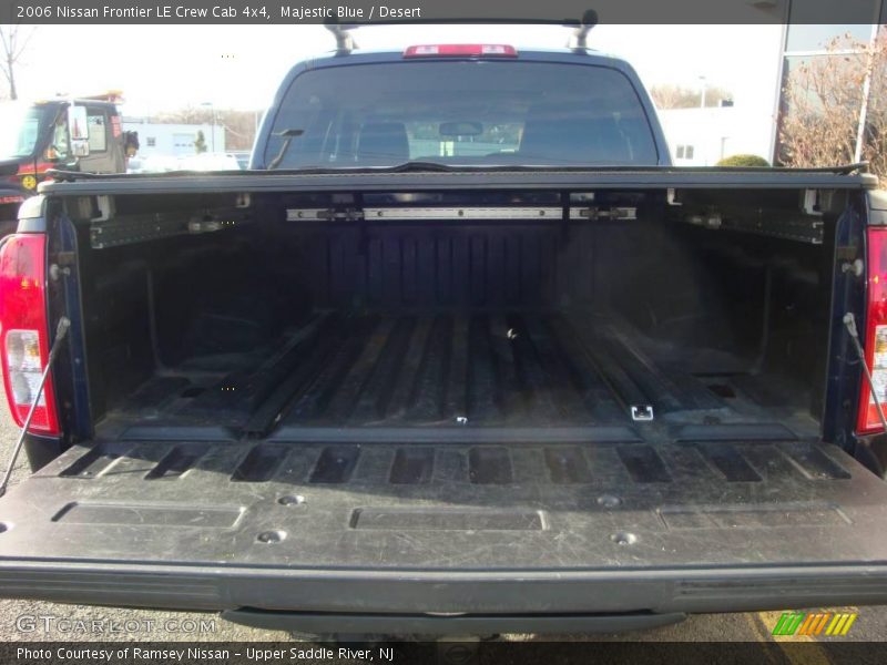 Majestic Blue / Desert 2006 Nissan Frontier LE Crew Cab 4x4
