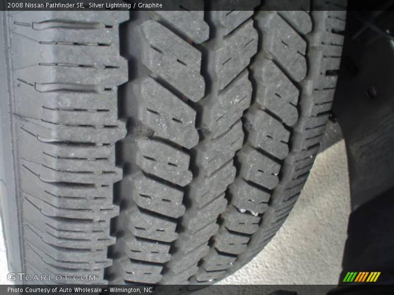 Silver Lightning / Graphite 2008 Nissan Pathfinder SE