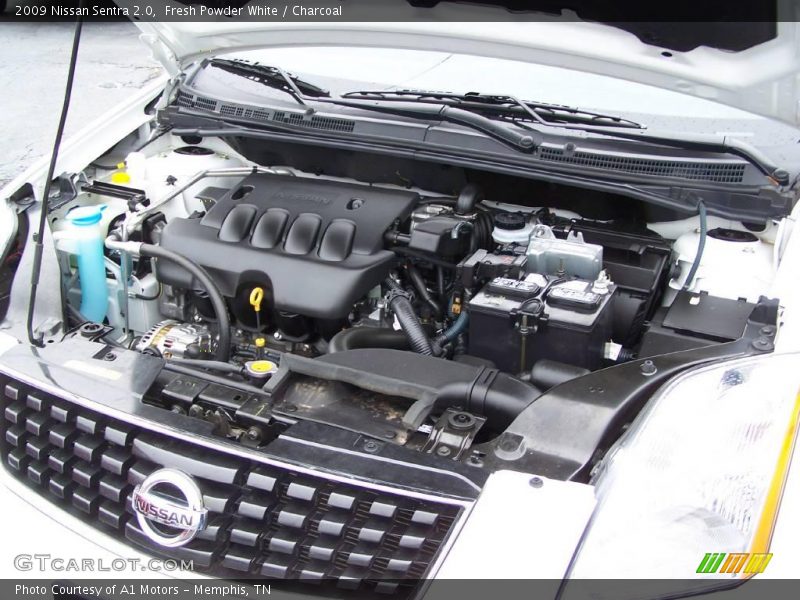 Fresh Powder White / Charcoal 2009 Nissan Sentra 2.0