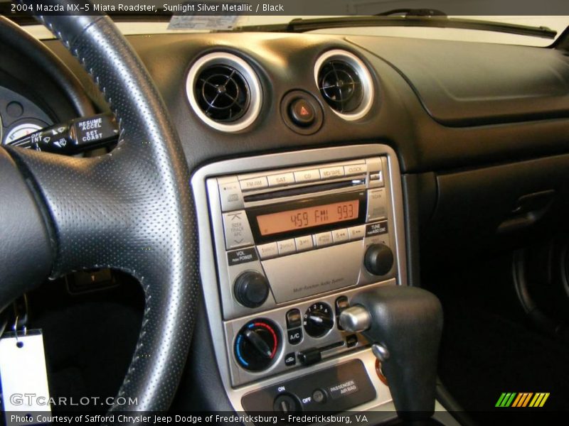Sunlight Silver Metallic / Black 2004 Mazda MX-5 Miata Roadster