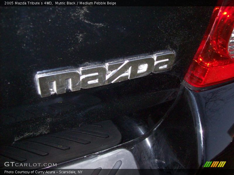 Mystic Black / Medium Pebble Beige 2005 Mazda Tribute s 4WD