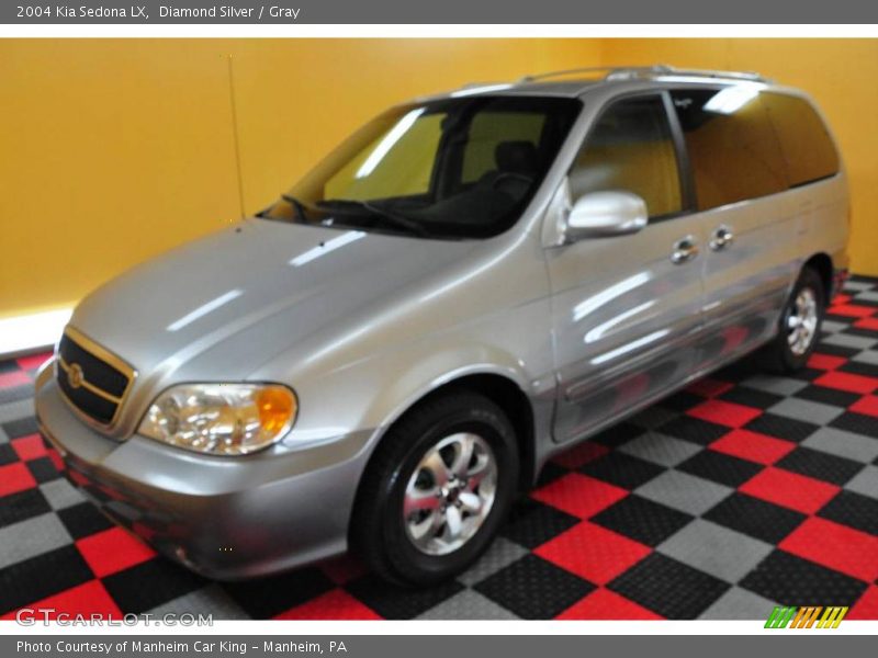 Diamond Silver / Gray 2004 Kia Sedona LX