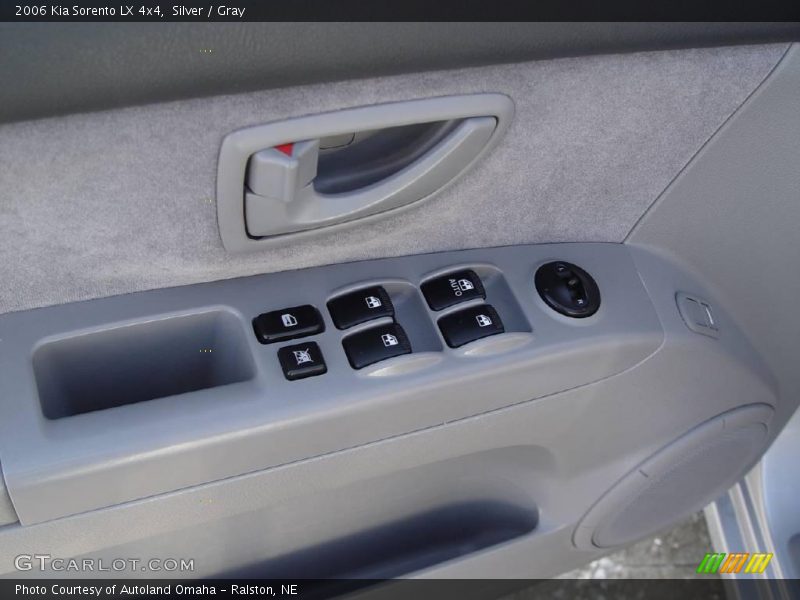 Silver / Gray 2006 Kia Sorento LX 4x4