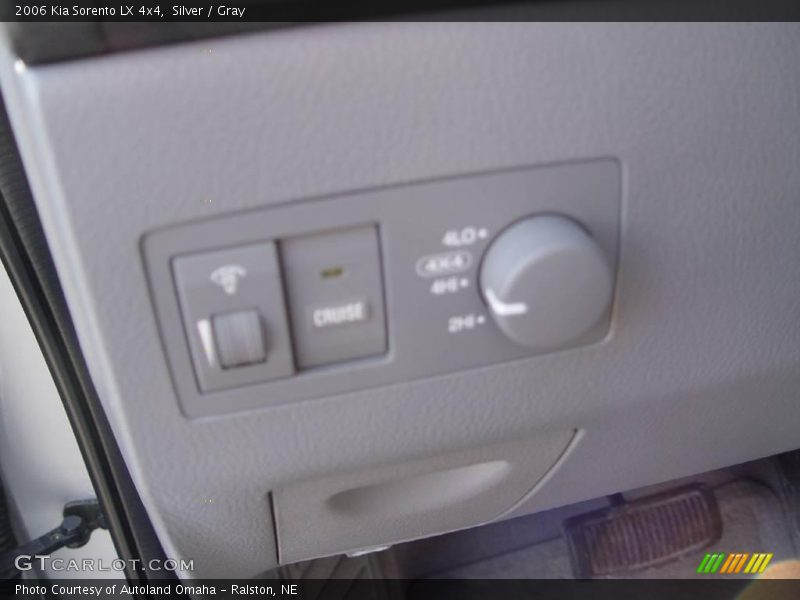 Silver / Gray 2006 Kia Sorento LX 4x4