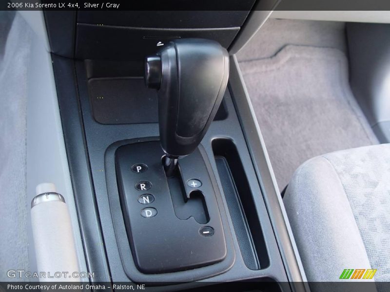 Silver / Gray 2006 Kia Sorento LX 4x4
