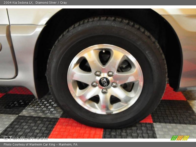 Diamond Silver / Gray 2004 Kia Sedona LX