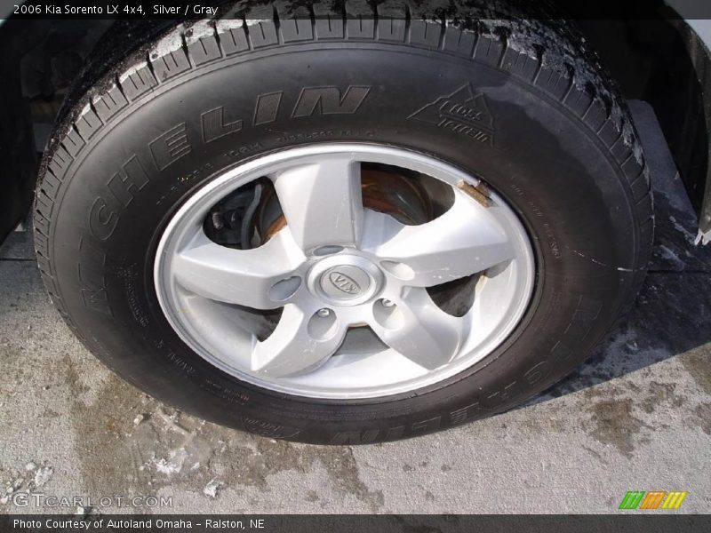 Silver / Gray 2006 Kia Sorento LX 4x4