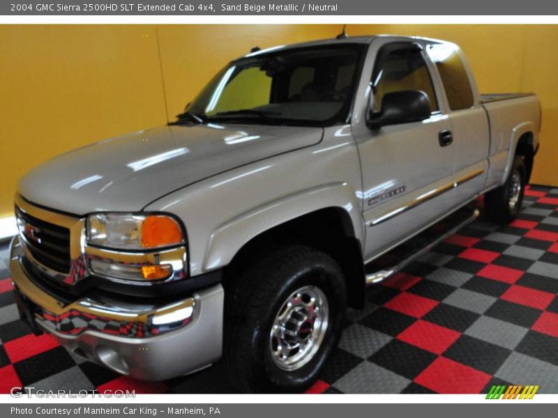 Sand Beige Metallic / Neutral 2004 GMC Sierra 2500HD SLT Extended Cab 4x4