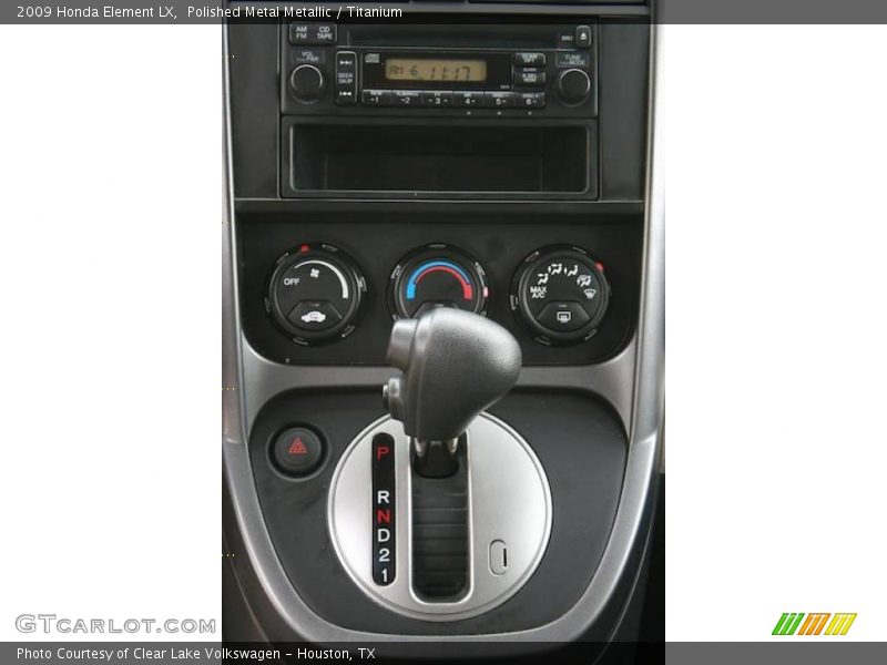 Polished Metal Metallic / Titanium 2009 Honda Element LX