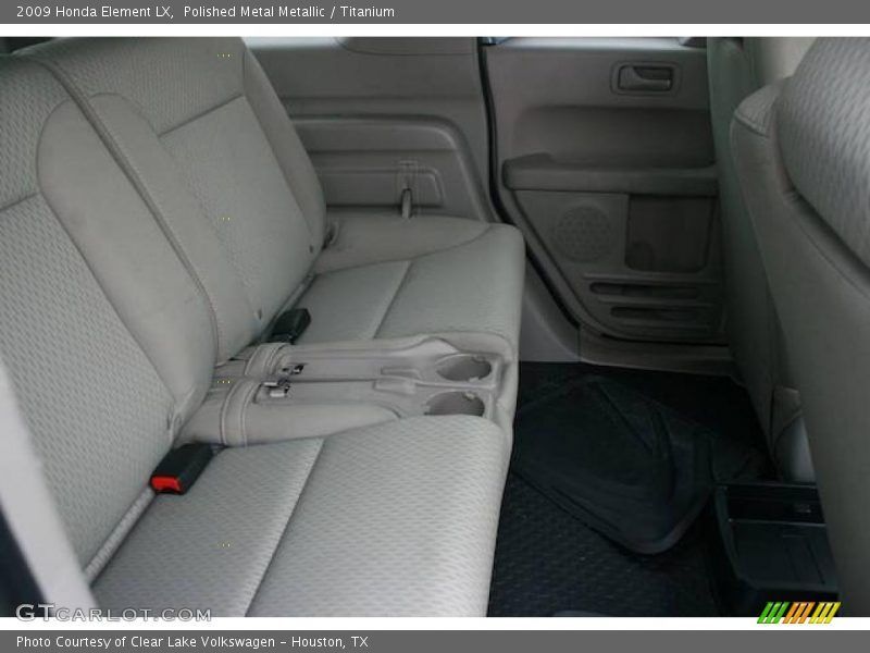 Polished Metal Metallic / Titanium 2009 Honda Element LX