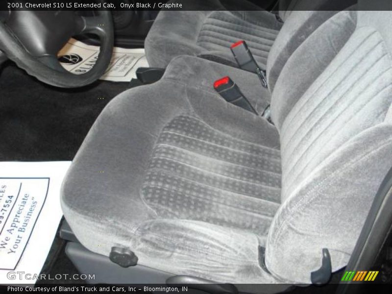 Onyx Black / Graphite 2001 Chevrolet S10 LS Extended Cab