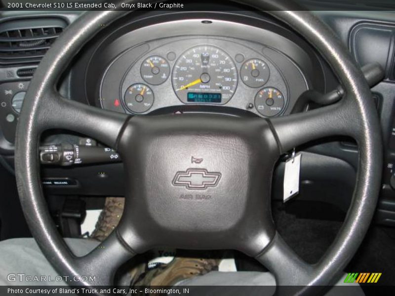 Onyx Black / Graphite 2001 Chevrolet S10 LS Extended Cab