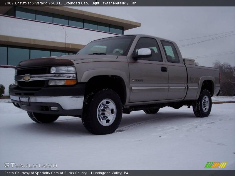 Light Pewter Metallic / Tan 2002 Chevrolet Silverado 2500 LS Extended Cab